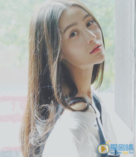 张维娜时尚街拍 张维娜高清写真_张维娜高清剧照