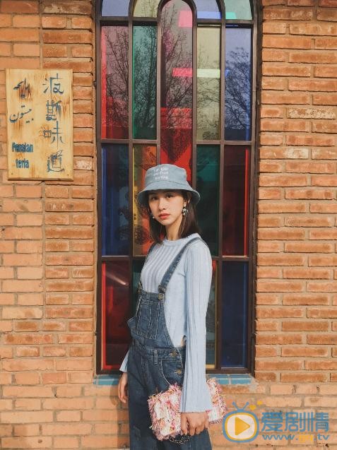 杨晞街拍写真 杨晞高清写真_杨晞高清剧照