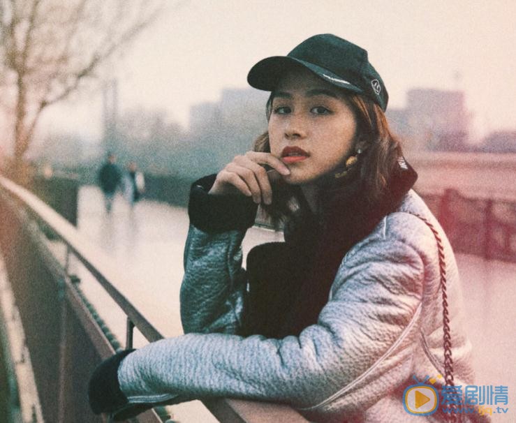杨晞街拍写真 杨晞高清写真_杨晞高清剧照