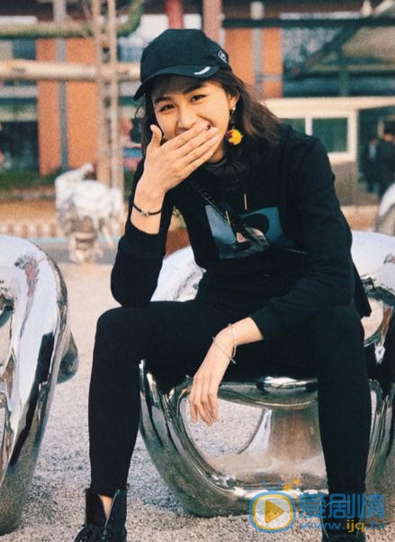 杨晞街拍写真 杨晞高清写真_杨晞高清剧照