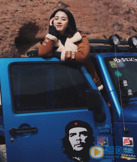 杨晞沙漠写真 杨晞高清写真_杨晞高清剧照