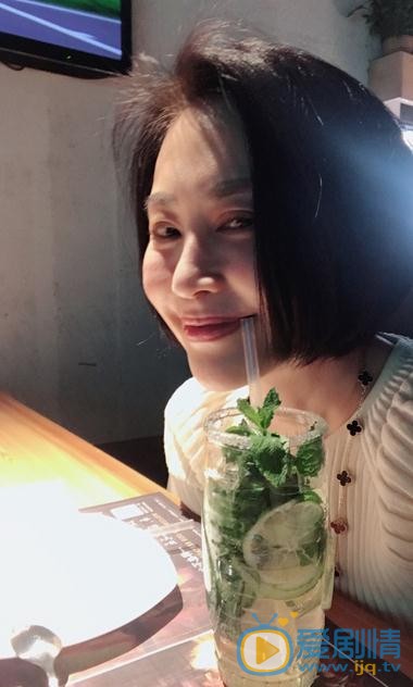 乔红生活照 乔红高清写真_乔红高清剧照