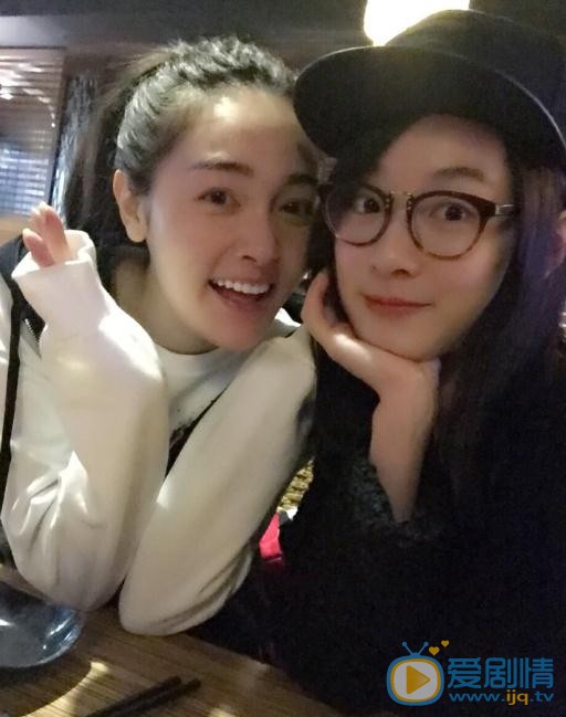 蔡洁与人合照 蔡洁高清写真_蔡洁高清剧照