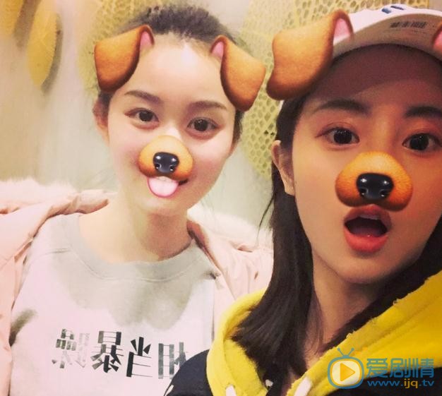 毛晓慧与人合照 毛晓慧高清写真_毛晓慧高清剧照