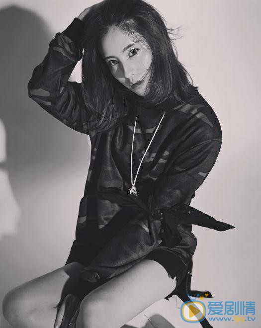 毛晓慧黑白写真 毛晓慧高清写真_毛晓慧高清剧照