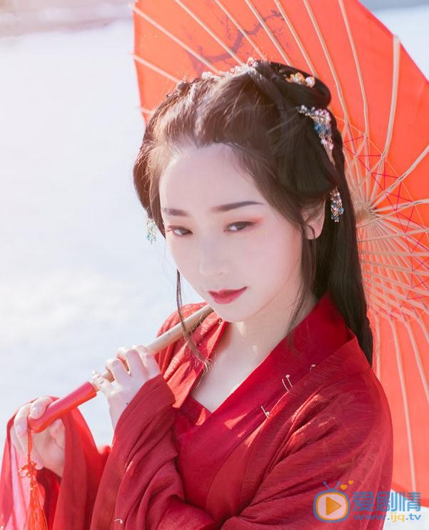 费伟妮红衣写真 费伟妮高清写真_费伟妮高清剧照