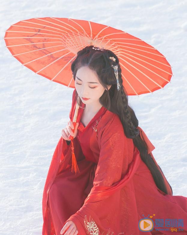 费伟妮红衣写真 费伟妮高清写真_费伟妮高清剧照
