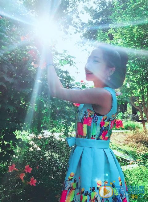 费伟妮街拍写真 费伟妮高清写真_费伟妮高清剧照