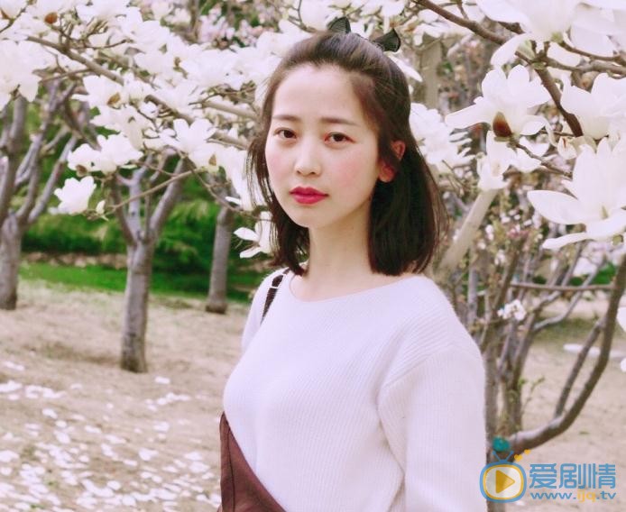 费伟妮街拍写真 费伟妮高清写真_费伟妮高清剧照