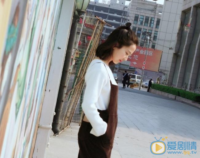 费伟妮街拍写真 费伟妮高清写真_费伟妮高清剧照