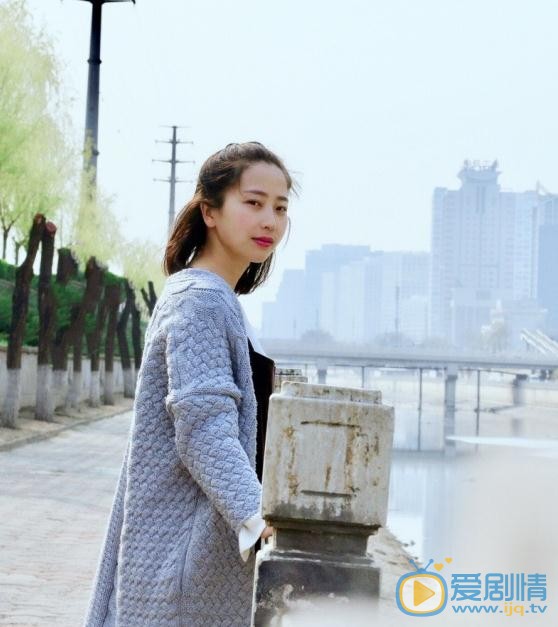 费伟妮街拍写真 费伟妮高清写真_费伟妮高清剧照