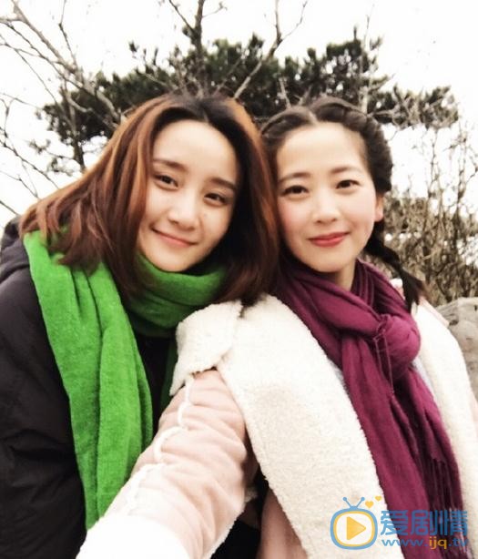 费伟妮与人合照 费伟妮高清写真_费伟妮高清剧照