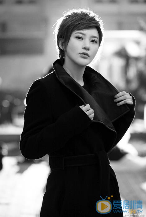 王子子时尚街拍 王子子高清写真_王子子高清剧照