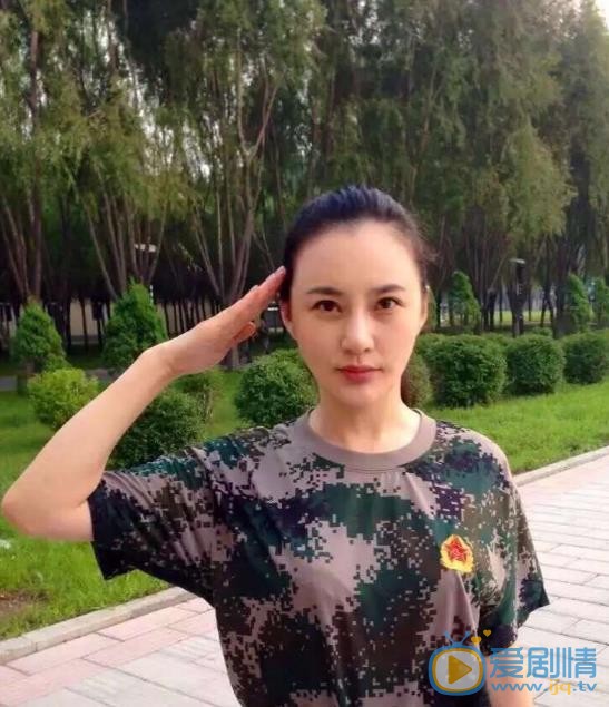 王子子毕业照 王子子高清写真_王子子高清剧照