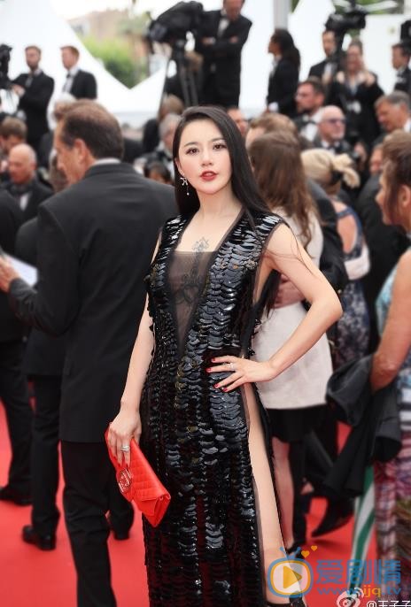 王子子红毯照 王子子高清写真_王子子高清剧照