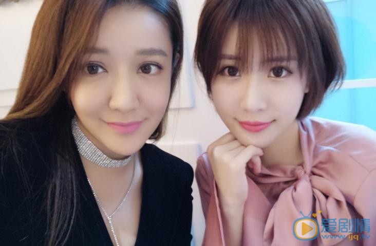 申奥与人合照 申奥高清写真_申奥高清剧照