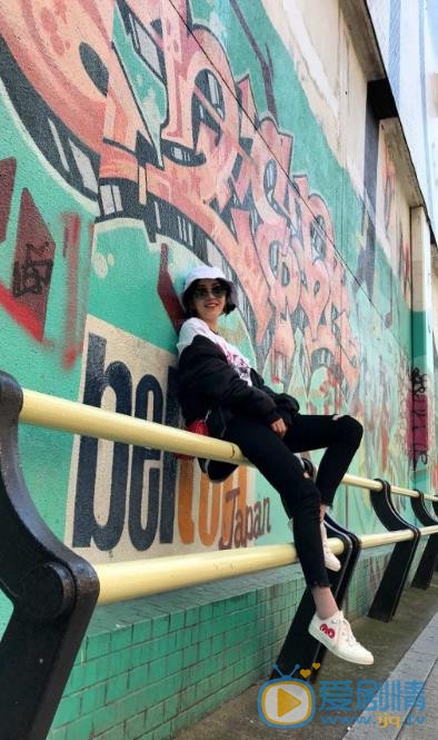 商蓉旅行生活照 商蓉高清写真_商蓉高清剧照