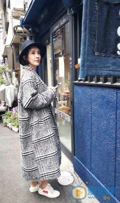 商蓉旅行生活照 商蓉高清写真_商蓉高清剧照