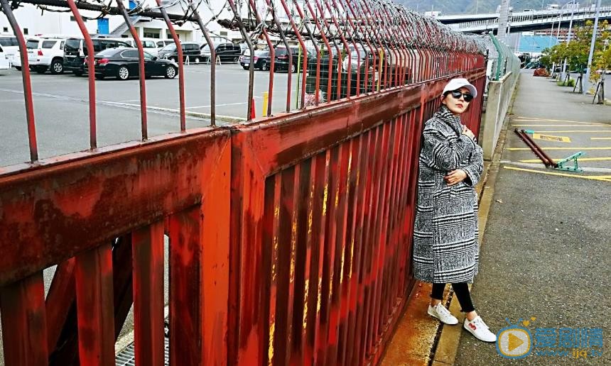 商蓉旅行生活照 商蓉高清写真_商蓉高清剧照