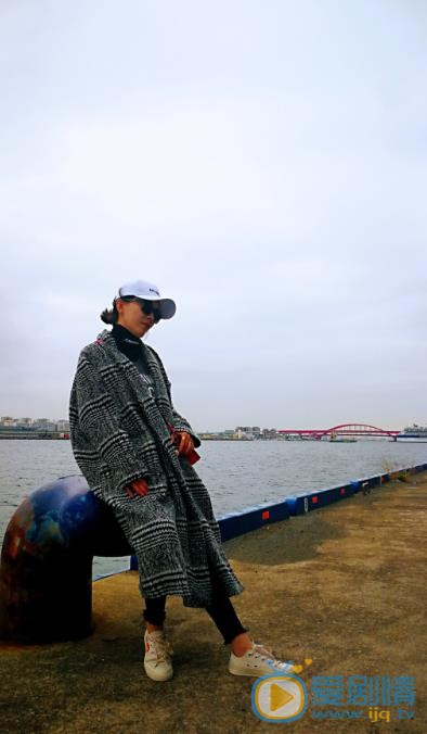 商蓉旅行生活照 商蓉高清写真_商蓉高清剧照