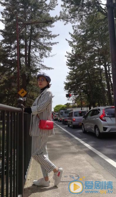 商蓉旅行生活照 商蓉高清写真_商蓉高清剧照