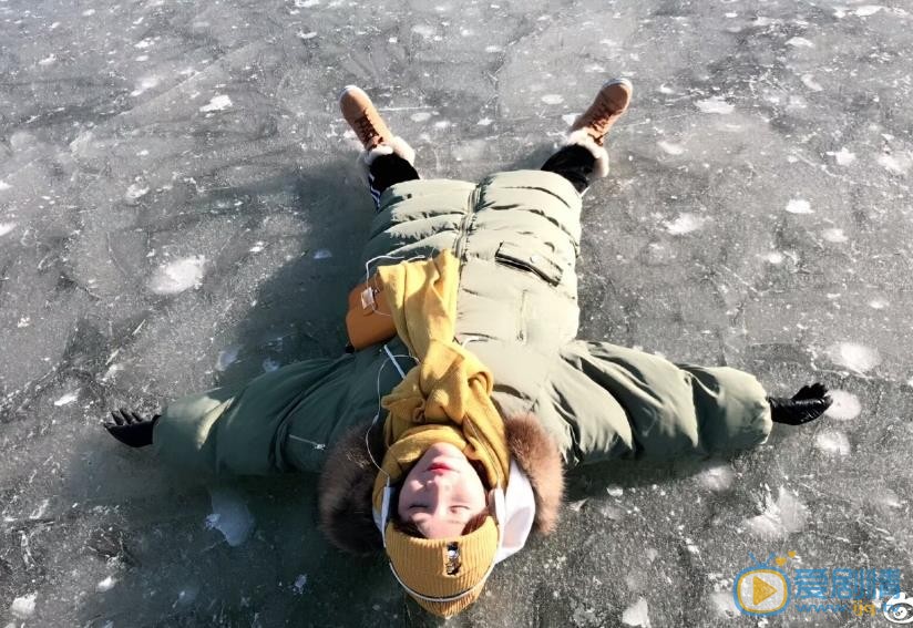 商蓉旅行生活照 商蓉高清写真_商蓉高清剧照