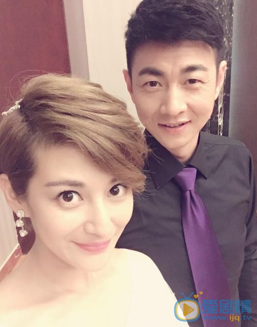 张澎澎与人合照 张澎澎高清写真_张澎澎高清剧照
