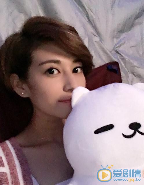 张澎澎生活照 张澎澎高清写真_张澎澎高清剧照
