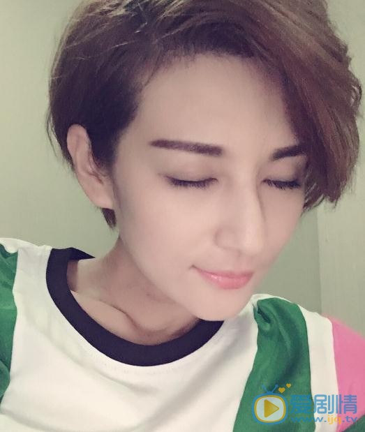 张澎澎生活照 张澎澎高清写真_张澎澎高清剧照