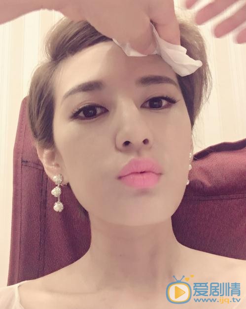 张澎澎生活照 张澎澎高清写真_张澎澎高清剧照