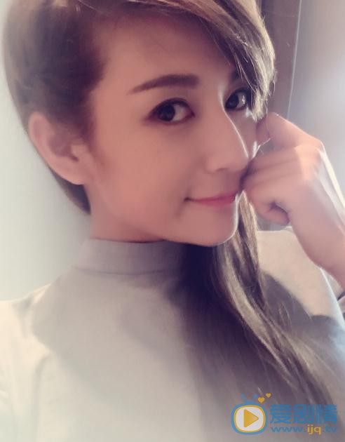 张澎澎生活照 张澎澎高清写真_张澎澎高清剧照