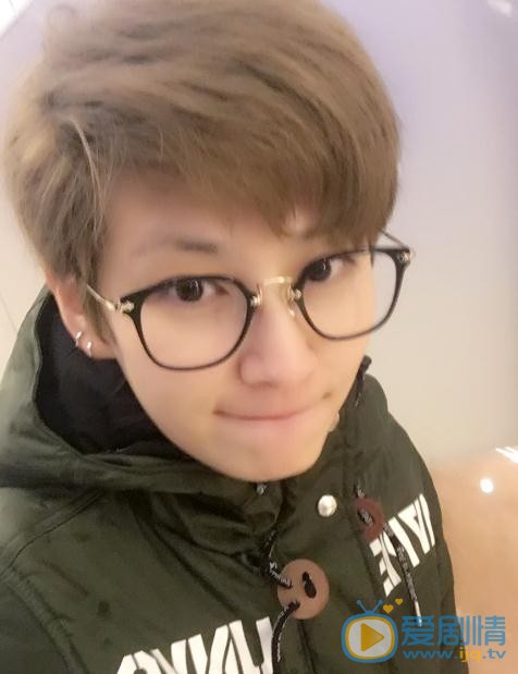 张澎澎生活照 张澎澎高清写真_张澎澎高清剧照