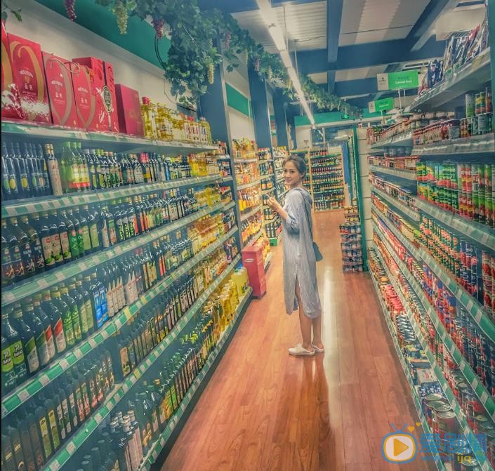 秦子越旅行大图 秦子越高清写真_秦子越高清剧照