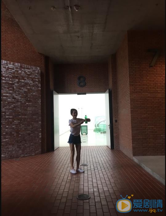 秦子越旅行大图 秦子越高清写真_秦子越高清剧照