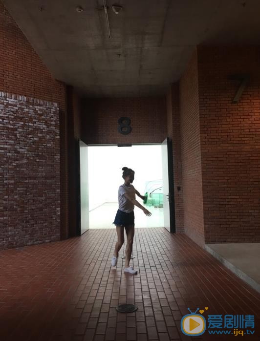 秦子越旅行大图 秦子越高清写真_秦子越高清剧照