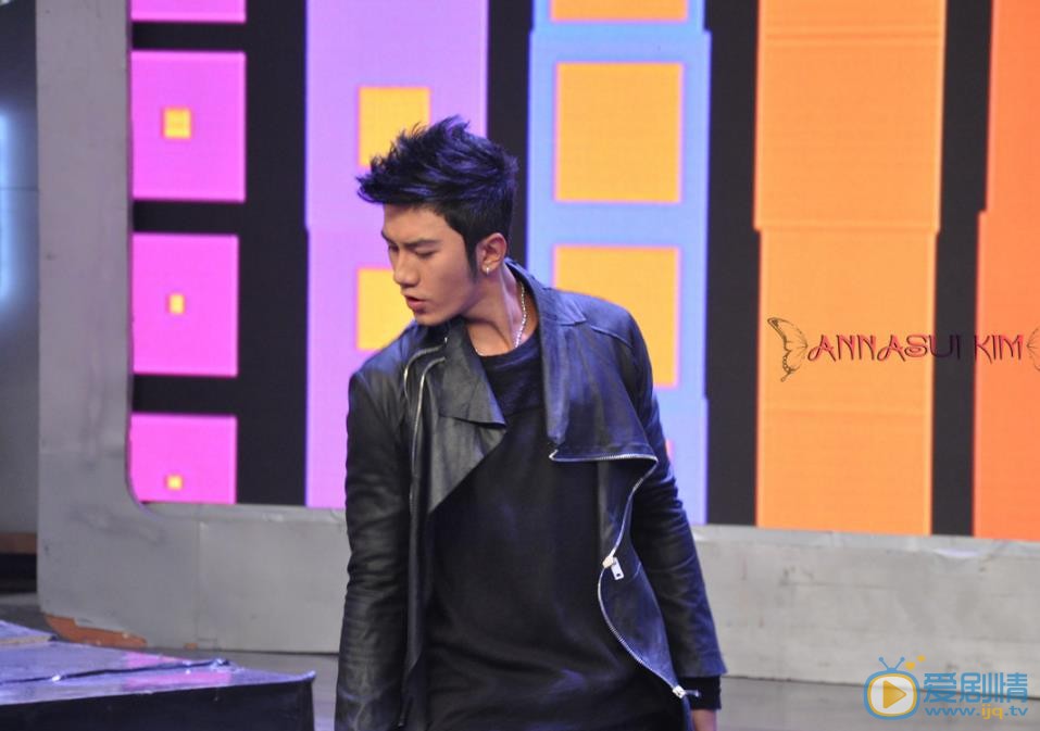 肖顺尧活动节目照 肖顺尧高清写真_肖顺尧高清剧照