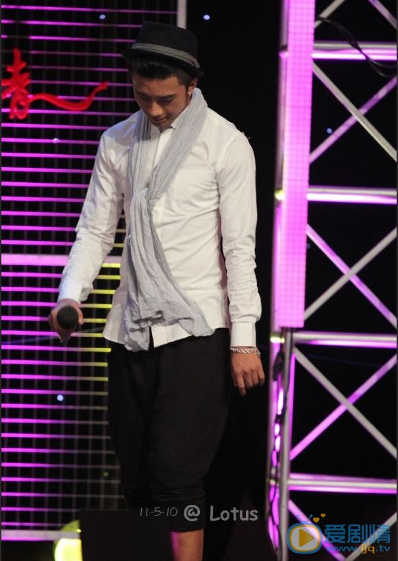 肖顺尧活动节目照 肖顺尧高清写真_肖顺尧高清剧照