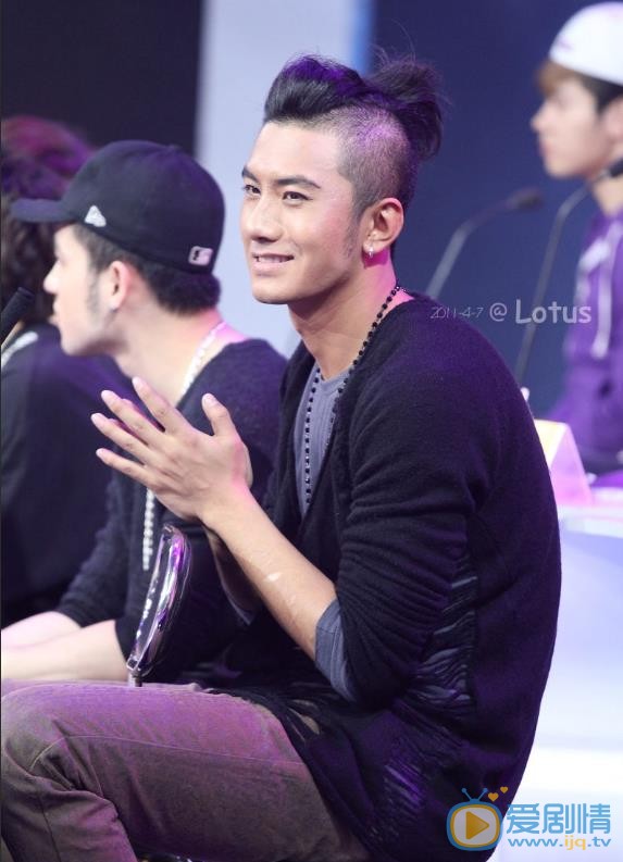 肖顺尧活动节目照 肖顺尧高清写真_肖顺尧高清剧照