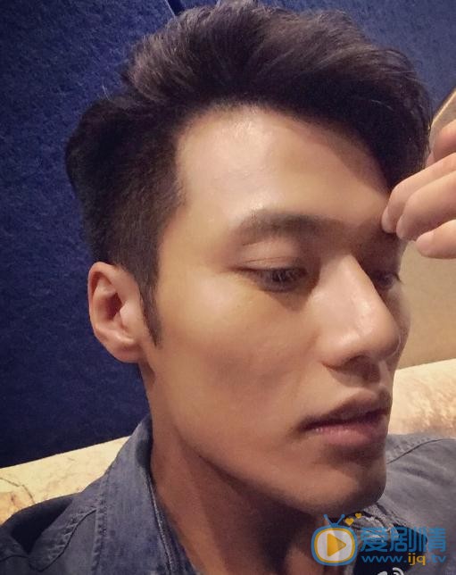 张睿家生活照 张睿家高清写真_张睿家高清剧照