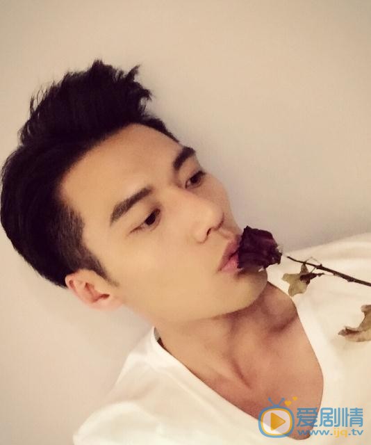 张睿家生活照 张睿家高清写真_张睿家高清剧照