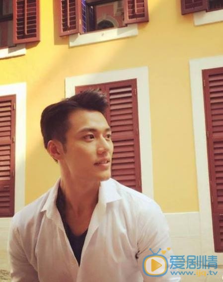 张睿家生活照 张睿家高清写真_张睿家高清剧照