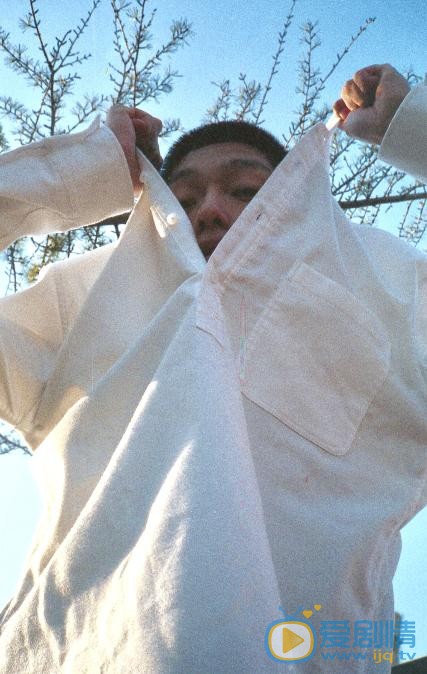王锵制服写真 王锵高清写真_王锵高清剧照