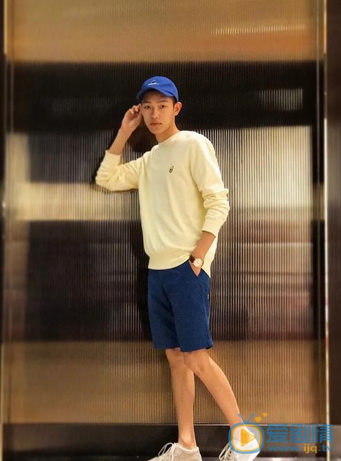 王锵生活照 王锵高清写真_王锵高清剧照