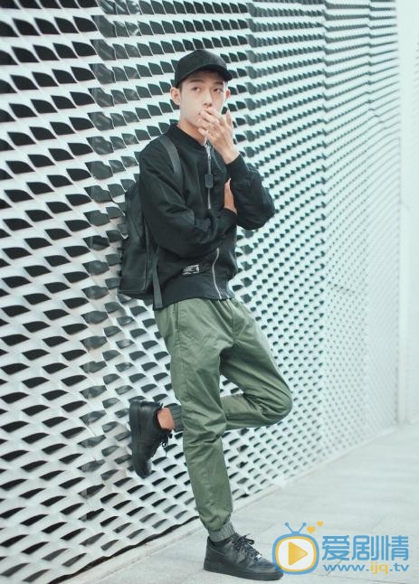 王锵帅气写真 王锵高清写真_王锵高清剧照