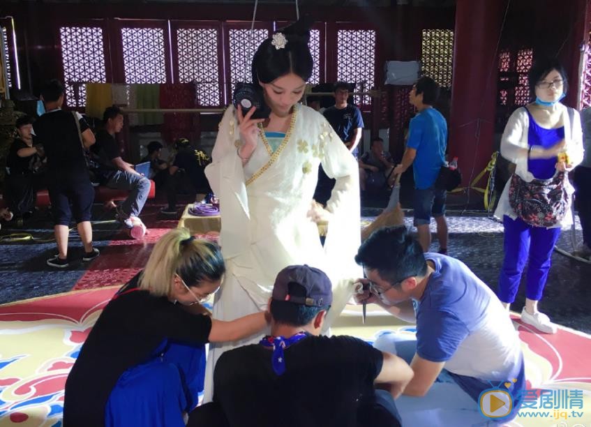 吴恙片场照 吴恙高清写真_吴恙高清剧照