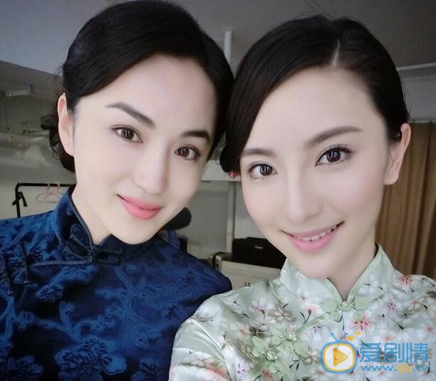 马丹旎与人合照 马丹旎高清写真_马丹旎高清剧照