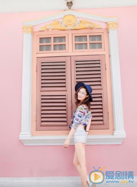 王子伊街拍写真 王子伊高清写真_王子伊高清剧照