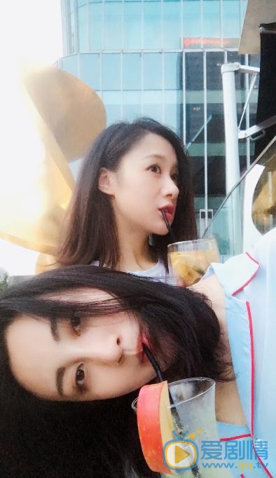王子伊朋友合照 王子伊高清写真_王子伊高清剧照