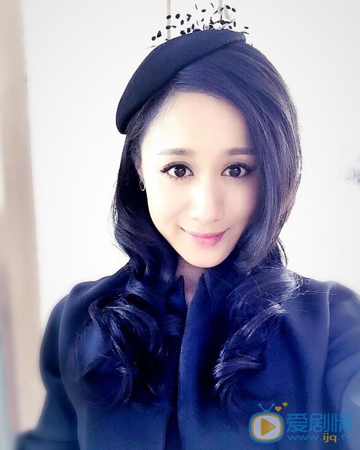 王子伊片场照 王子伊高清写真_王子伊高清剧照