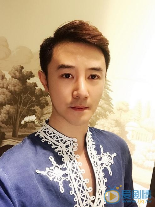 张倬闻生活照 张倬闻高清写真_张倬闻高清剧照